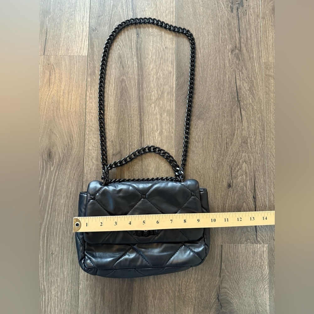 Badgley Mischka Black Quilted Chain Crossbody Bag Edgy Shoulder Purse Handbag - Picture 6 of 15